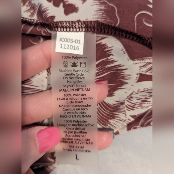 LuLaRoe Shirley Cover up - Picture 4 of 4